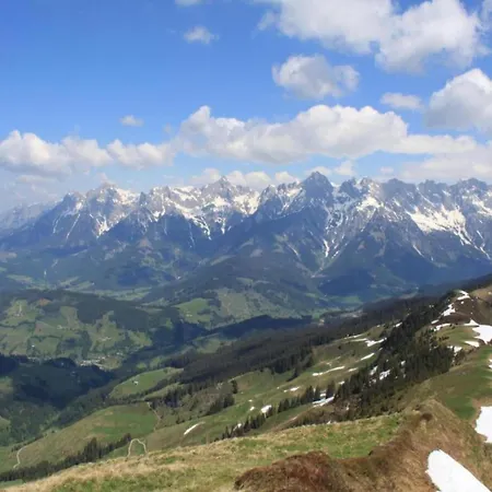 Appartement In Saalfelden Near Slopes, Cleaning Included Lanthal